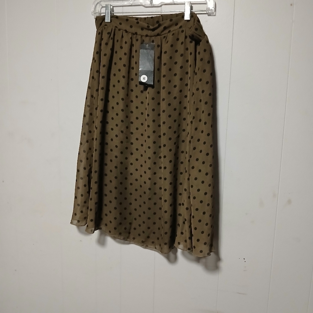 Mikarose lined skirt.  NWT. Size Medium